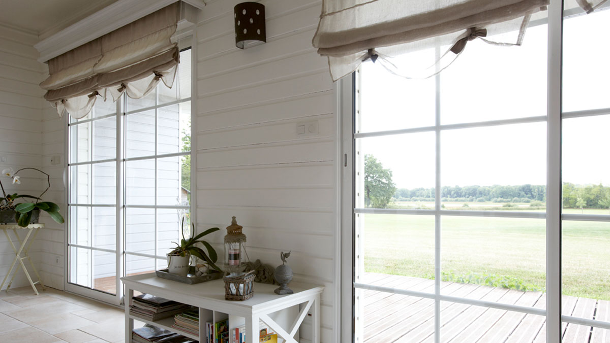 Aldra Fenster aus Holz